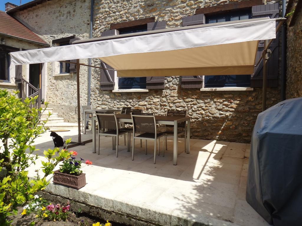 La Maison Du Fargis Auffargis Luaran gambar
