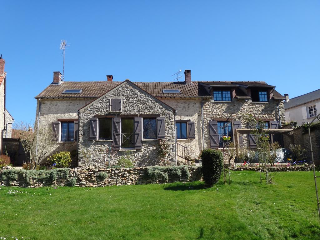 La Maison Du Fargis Auffargis Luaran gambar